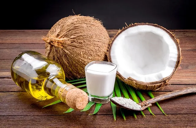 coconut-oil-and-nail-growth-oils